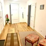 Deutsche - Superior Apartment- 1 Obergeschoss Mit Gem Sauna Und Garten