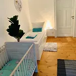 Deutsche - Superior Apartment- 1 Obergeschoss Mit Gem Sauna Und Garten Apartment *
