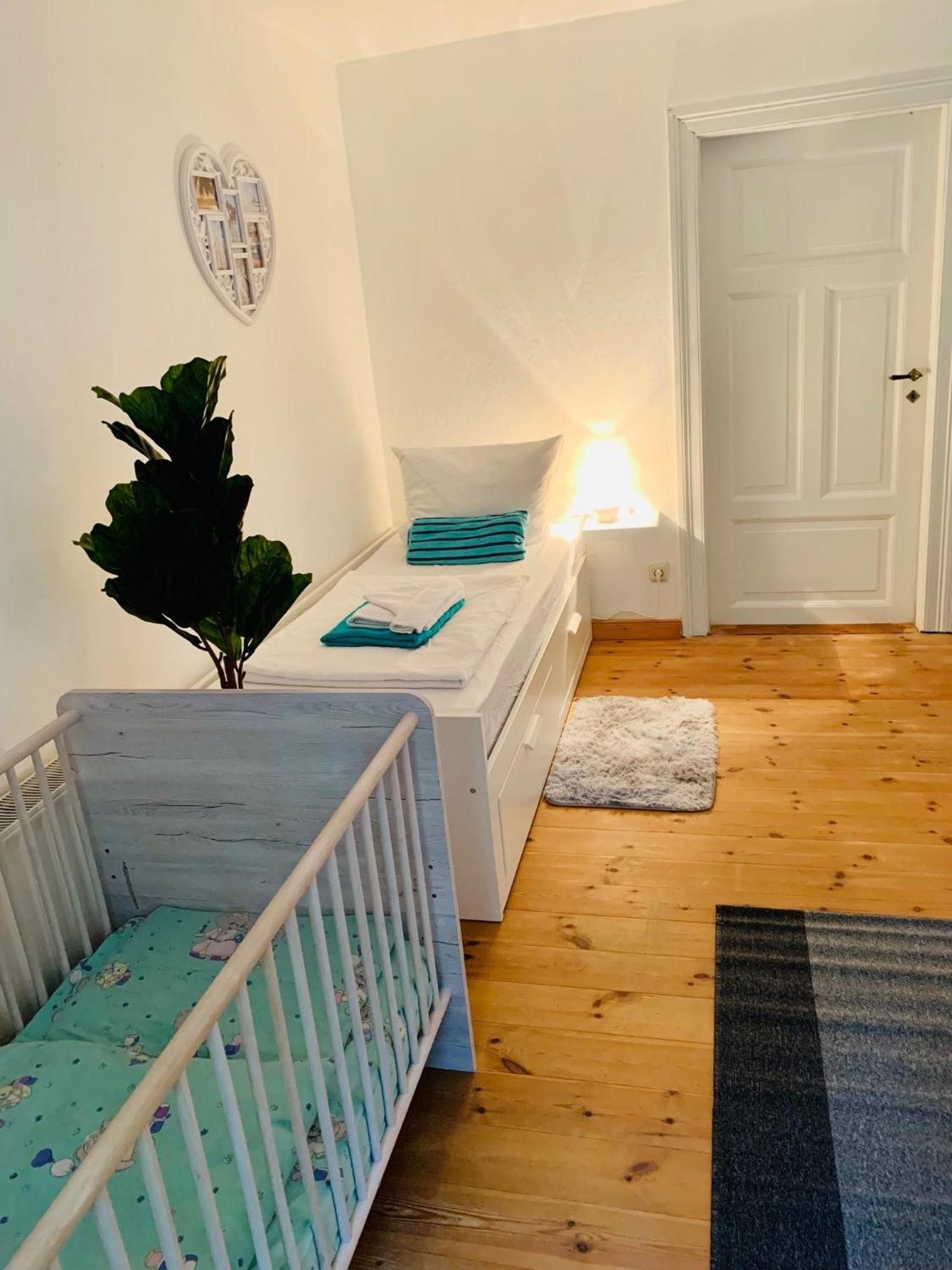 Deutsche - Superior Apartment- 1 Obergeschoss Mit Gem Sauna Und Garten Apartment *