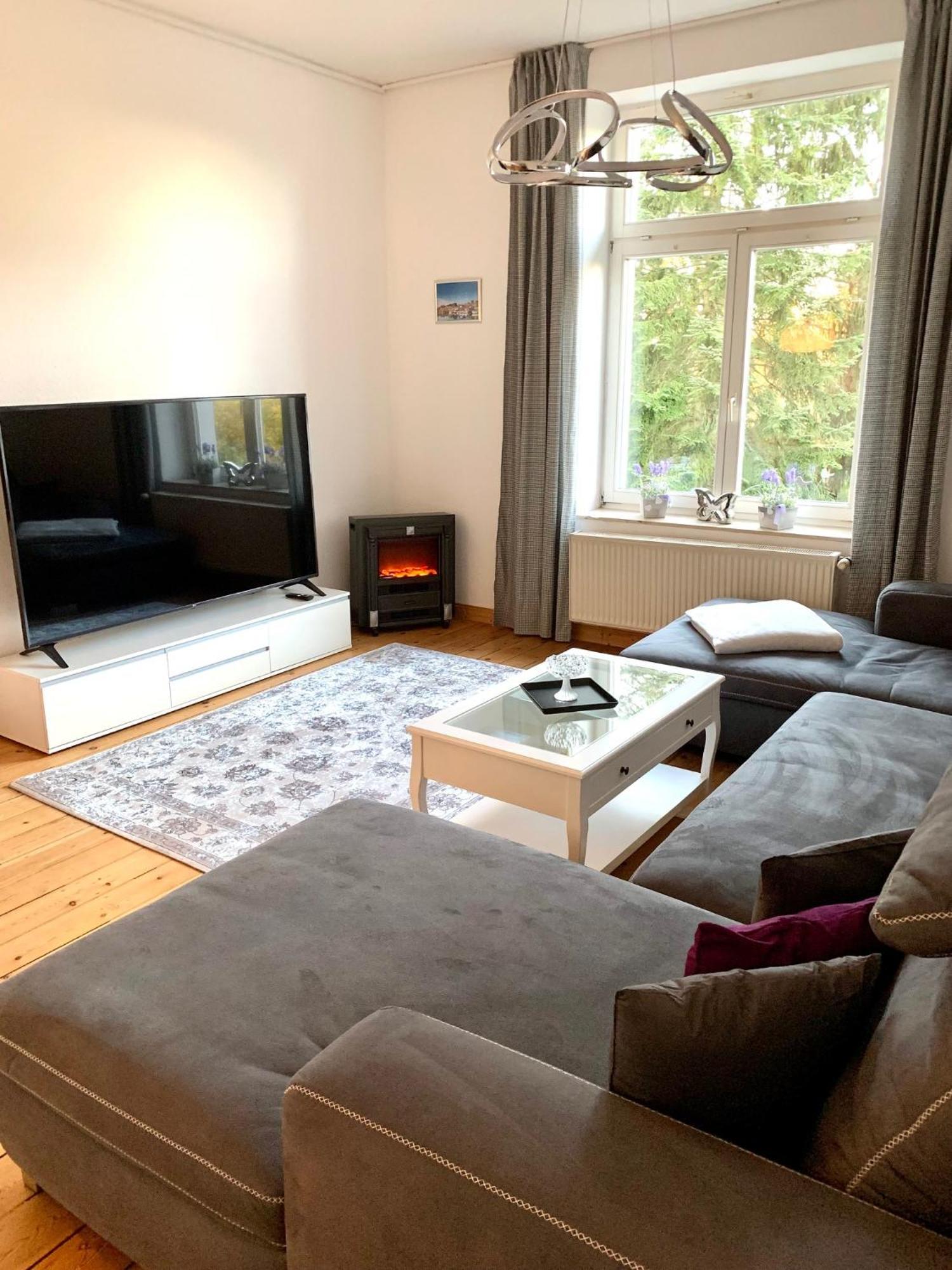 Deutsche - Superior Apartment- 1 Obergeschoss Mit Gem Sauna Und Garten *